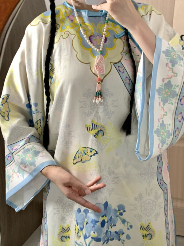 Authentic Hanfu - Heavy-Duty Reproduction of Qing Dynasty Han Women's Embroidered Gown Set