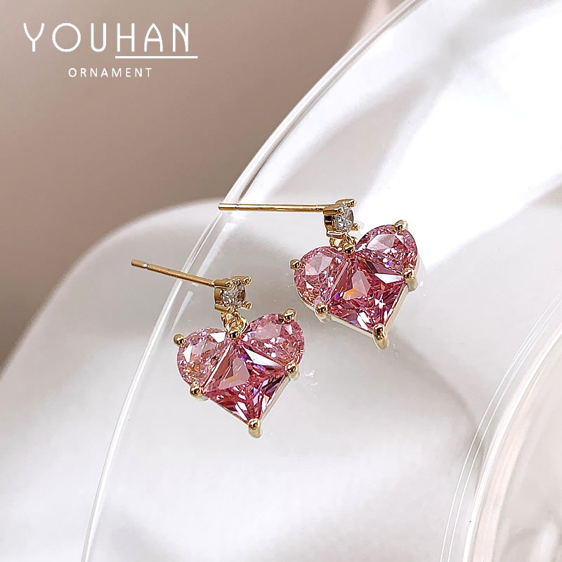 Sparkling Pink Heart Earrings: Sweet Girly-Style Romantic Jewelry