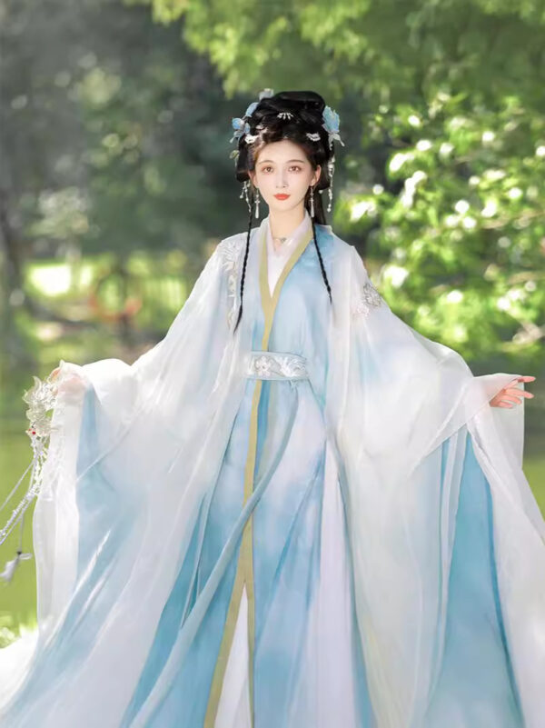 2024 Original Tang Dynasty Style Loose Sleeve Gown with Heavy Embroidery - Autumn Collection