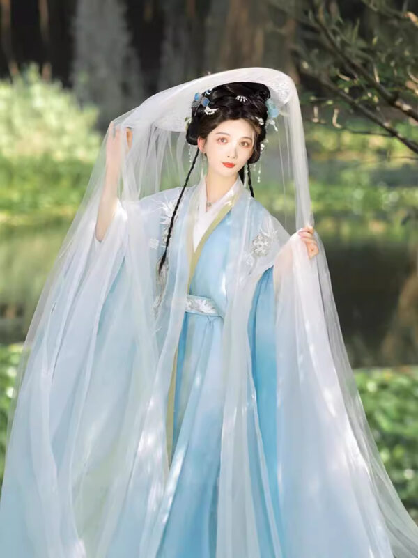 2024 Original Tang Dynasty Style Loose Sleeve Gown with Heavy Embroidery - Autumn Collection