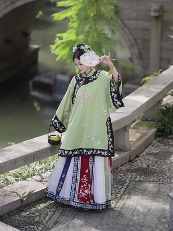 Traditional Chinese Hanfu Dress - Adult Mianzi Skirt Set